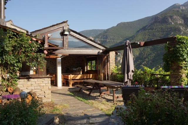 Gite Paisible Au Coeur Des Montagnes A Nohedes Exterior photo